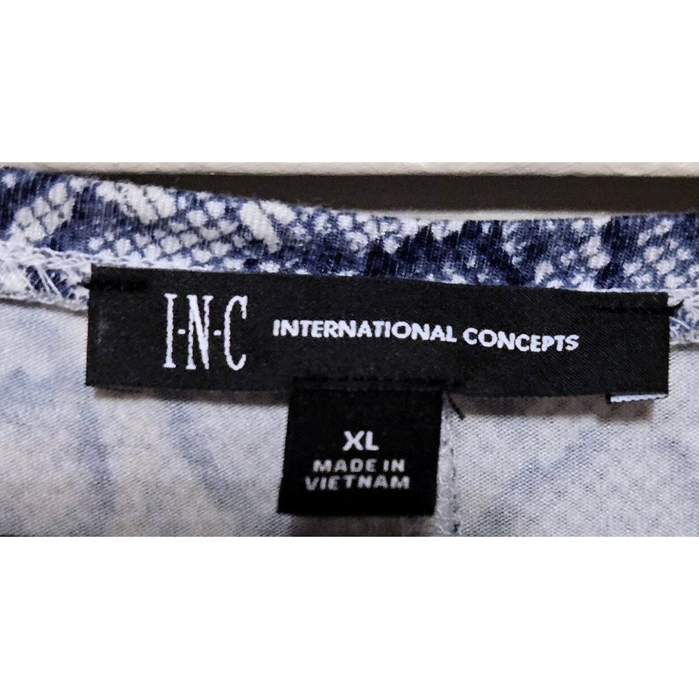 INC International Concepts Women's Blue Snakeskin Print Scoop Neck T-Shirt Sz XL - Picture 3 of 6